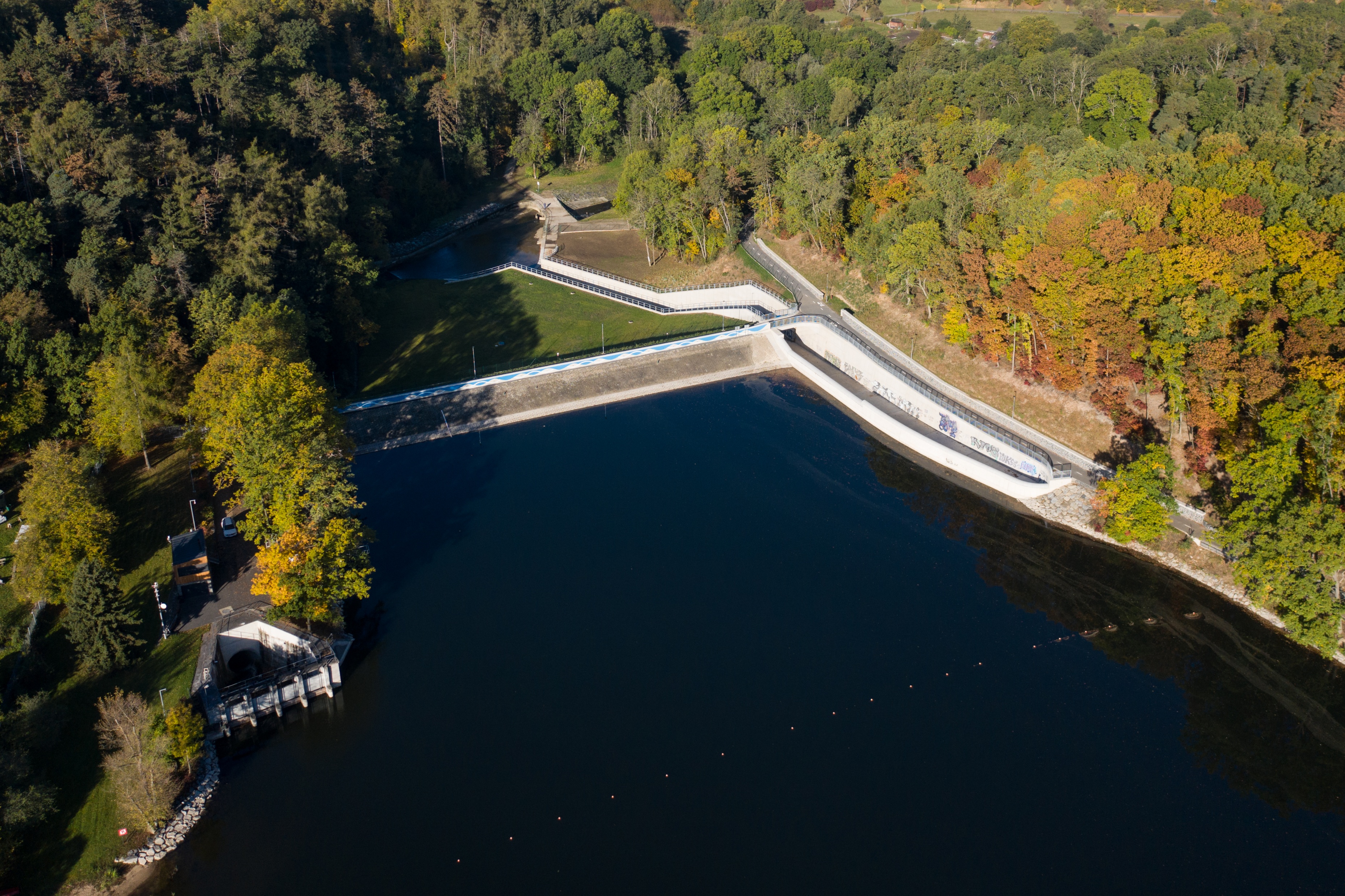 Vodní dílo Hostivař
